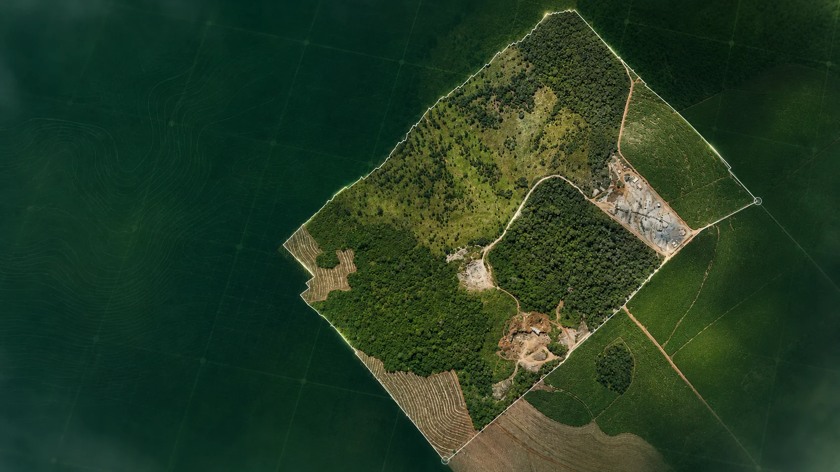 Ortofoto de propriedade rural com delimitação de polígono e georreferenciamento